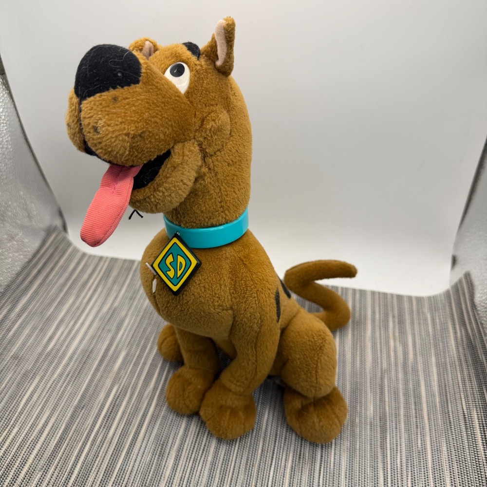 Vintage 2002 Scooby-Doo Dizzy Dog Pull String Plush Hanna-Barbera 9in
